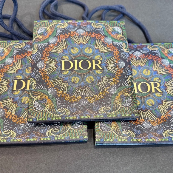 Set of five (5) Dior Holiday Luminere 2020 Gift bags, Unused - Picture 9 of 10